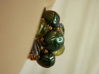 Nostalgic Vintage 60 ' s Green Crystal And Lucite Cluster Clip On Earrings 413a7 2