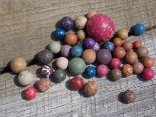 44 Vintage Hand Made Colorful Clay Marbles 15/32 " To 1 - 1/4 " M To M -