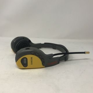 Vintage Sony Walkman Sports Srf - Hm55 Am/fm Radio Yellow Headset Great