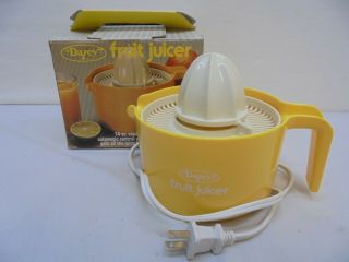 Vintage Dazey Fruit Juicer Fj - 14 Electric Yellow,  Great,