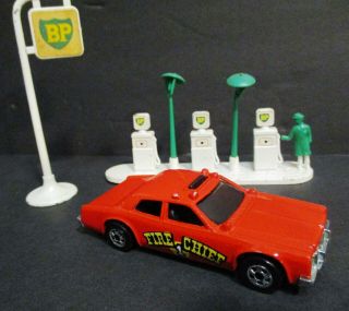 Vintage 1977 Hot Wheels Fire Chief 1 Red Variant