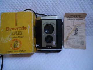BROWNIE Reflex Synchro model Kodak camera - - 3
