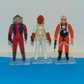 3 Vintage Star Wars Action Figures.  All Complete With Their Weapons.