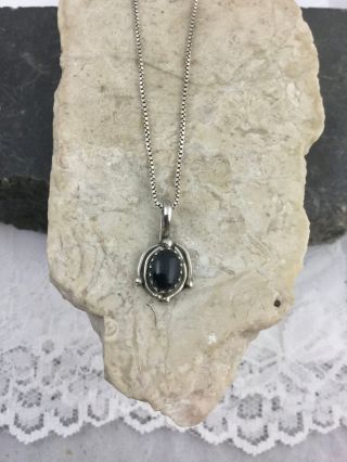 Vintage Sterling Silver Black Onyx Stone Pendant Necklace On 925 Italy 16 - Inc.