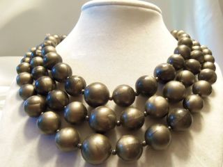 (germany) Vintage Triple - Strand Graduated Marbled Deep Gray Bead Necklace 14n693