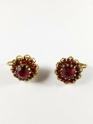 Vintage Sarah Conventry Ruby Red Rhinestone Gold Tone Clip On Earrings