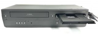 Magnavox DVD/VHS Combo Player 4 - Head DV200MW8 - 2