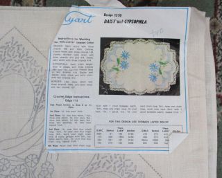 Vintage Myart 1370 Linen Supper Cloth With Daisies & Gypsophila To Embroider