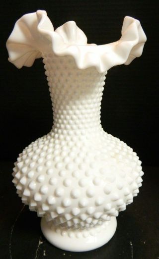 Vintage Fenton Hobnail Ruffled Edge White Milk Glass Vase 10.  75 " X 6 "