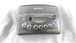Vintage Sony Walkman Model Wm - Fx455 Radio - Cassette Needs Belt N11