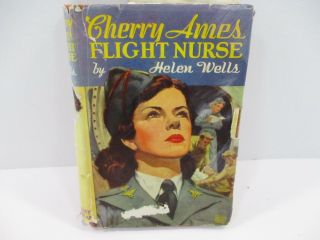 Cherry Ames 5 Flight Nurse Helen Wells Dust Jacket Vintage 1945