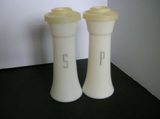 Vtg Tupperware Hourglass 6 " Salt & Pepper Shakers W Silver Letters