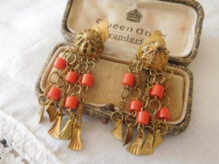 Lovely Decorative Vintage 1960s Gold Filigree Coral Clip On Earrings