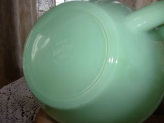 vntg Fire King jadeite jadite mixing batter bowl pitcher spout & handle 7.  5 