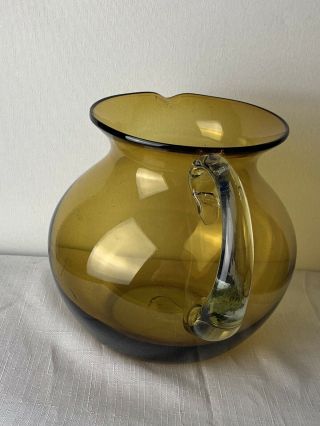 Vtg Ice Tea Water Pitcher Hand Blown Honey Amber Art Glass Decor 2.  5 Quarts 4