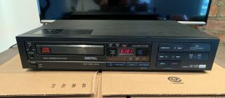 Sansui Cd - V350 Compact Disc/cd Player Japan Black Retro Vintage