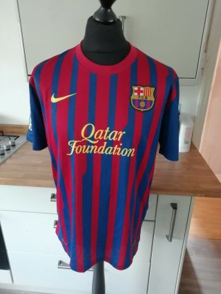 Barcelona Football Shirt 201 - 2012 L Large Nike Qatar Vintage Soccer Top Home