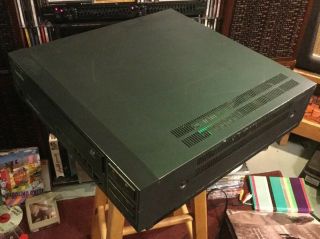 Pioneer LD - V2200 Laser Disc Player Bench Sound & Looks Great MIJ ‘92 NTSC 4