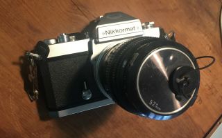 Old Vintage Nikon Nikkormat Ft3 35mm Film Camera & 52mm Zoom Lens