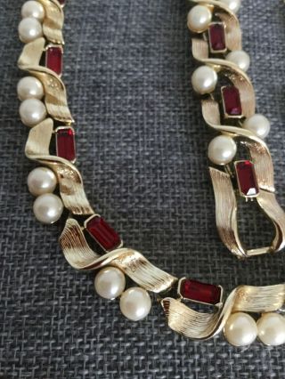 Elegant Vintage Lisner Red Stone Faux Pearl Necklace Bracelet Earring Set 2