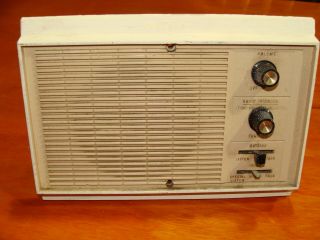 Vintage Nutone Door Speaker/radio Intercom Ivory Model 2570 - B