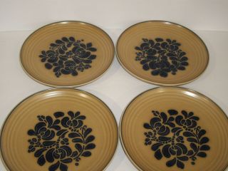 Pfaltzgraff Folk Art Stoneware 10 " Dinner Plates Set Of 4 Vintage Usa