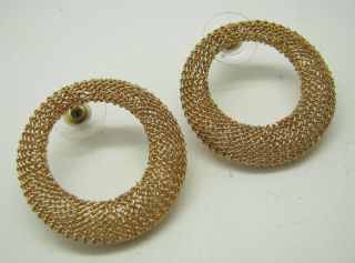 Vintage Metal Chain Mail Mesh Gold Tone Earrings Circle Round Sideway Hoops