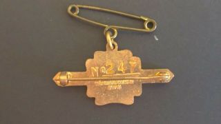 VINTAGE ANNUAL MEMBER ' S BADGE - FONTWELL PARK CLUB 1958 3