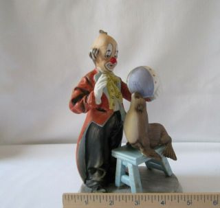 Vintage Porcelain CAPODIMONTE CLOWN Figurine with SEAL 4