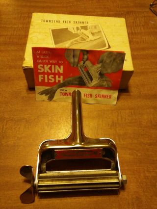 Vintage Townsend Fish Skinner Skinning Tools