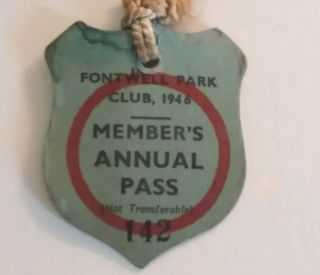 VINTAGE ANNUAL MEMBER ' S BADGE / PASS.  FONTWELL PARK CLUB 1946 2