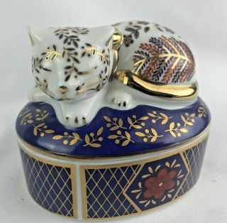 Vintage Cat / Kitten Trinket Box - Takahashi Porcelain Blue/gold