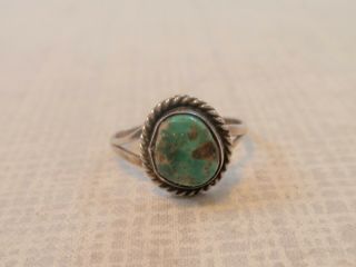 Vintage Delicate Sterling Silver Ladies Turquoise Ring - 2.  05 Grams Size 7 No Res