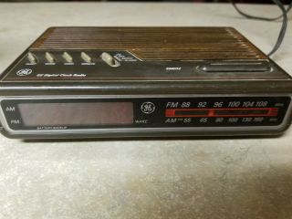 Vintage Ge 7 - 4612a Digital Alarm Clock Radio Red General Electric Retro