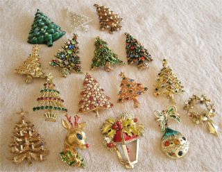 Vintage Retro Christmas Tree Pins (12) & Christmas Pins (4) Hollycraft 
