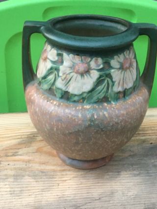 Vintage Roseville Pottery Corinthian Vase - 8 1/4 " Tall
