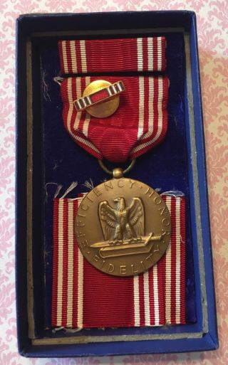 Vintage Wwii Us Army Medal Of Good Conduct - Estate