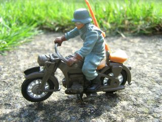 " Vintage " - Britains Deetail - Wwii German Dispatch Motorcycle Rider 1970s