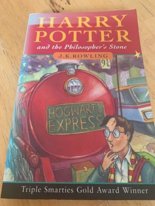 HARRY POTTER AND THE PHILOSOPHER ' S STONE 1st Edition / 61st Print Bloomsbury PB 3