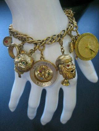 Vintage Signed Monet Gold Tone Articulated Santa Charm Bracelet