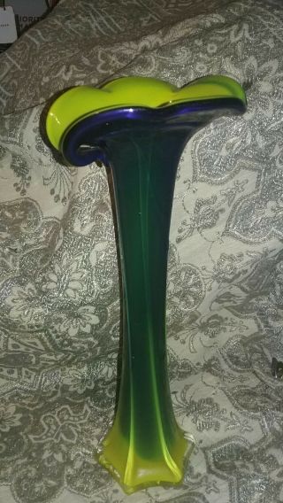 Vtg.  Hand Blown Art Glass,  Calla Lily - - Jack In The Pulpit Bud Vase