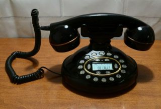Intertek Model 8041 Vintage Retro Style Digital Land Line Phone Black