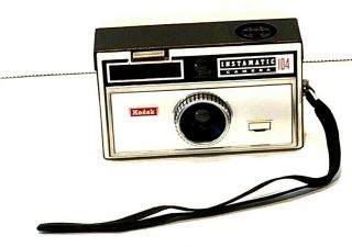 Vintage 1960s Kodak Instamatic 104 Film Camera