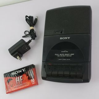 Vintage Sony Tcm - 929 Portable Cassette Player/recorder,  Comes With A Cassette.