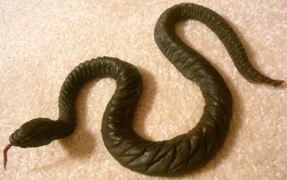Vintage 1970s Gi Joe - Rubber Snake - Adventure Team Training Center