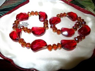 Lovely Vintage Red And Amber Aurora Borealis Glass Necklace