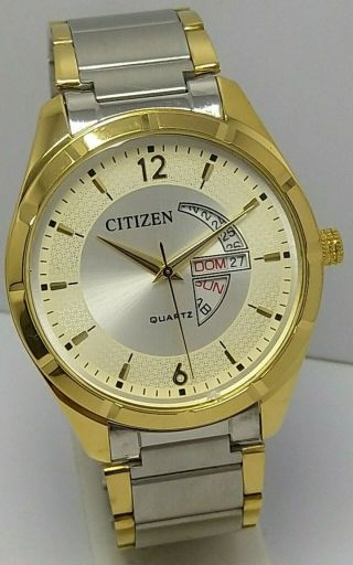 Rare Vintage Citizen Quartz 2 - Tone Dial D&d Wrist Watch Men 