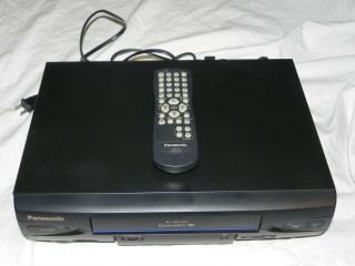 Panasonic Pv - V4022 Pv - V4022 - A Vhs Player Vcr W/ Remote Great