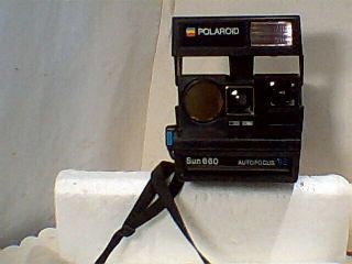 Vintage Polaroid Sun 660 Auto Focus Instant Film Camera