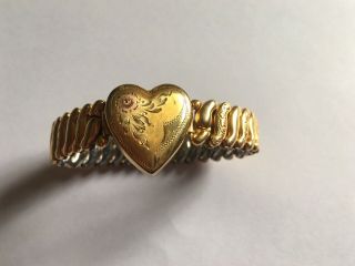 Small Vintage Gold Filled Diamond Cut Ornate Heart Stretch Bracelet
